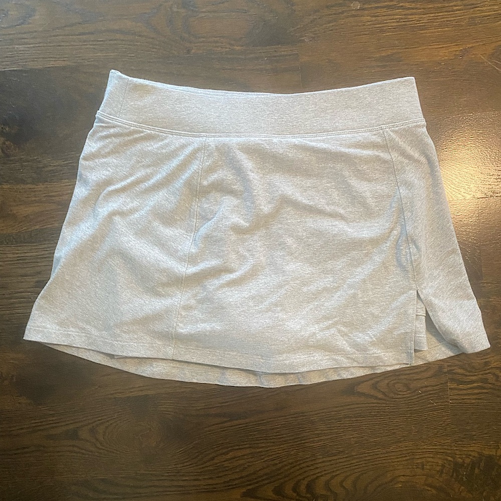 Victoria Secret Pink Grey Tennis Skirt with under shorts and pockets